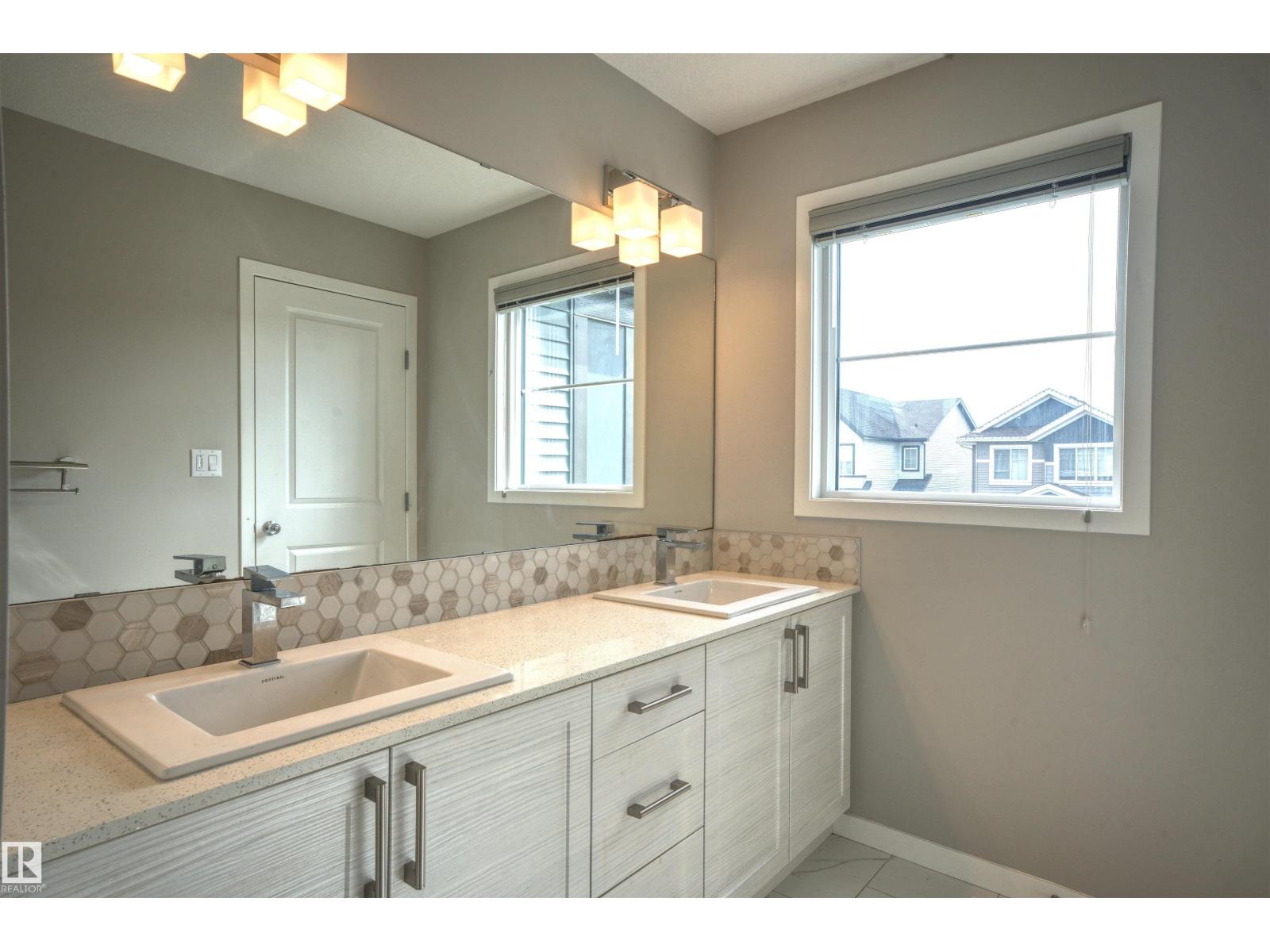 Photo 39 of 3327 Parker Lo Sw, Edmonton AB