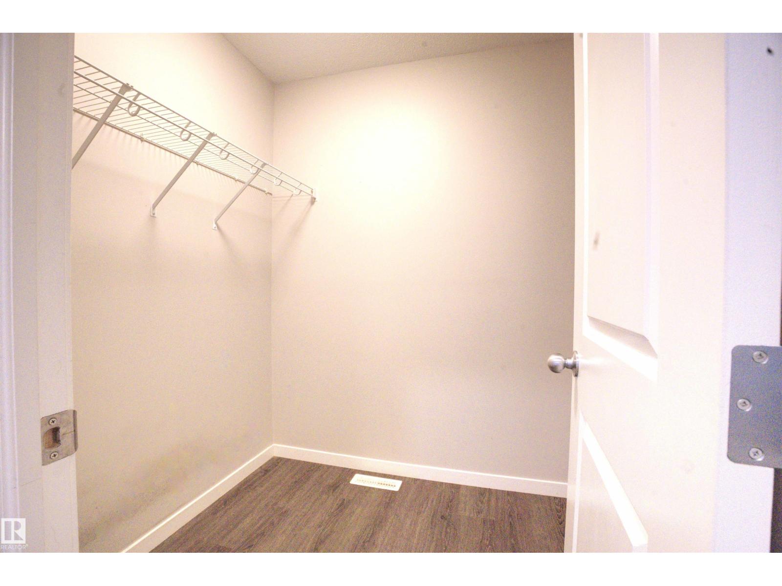 Photo 37 of 3327 Parker Lo Sw, Edmonton AB