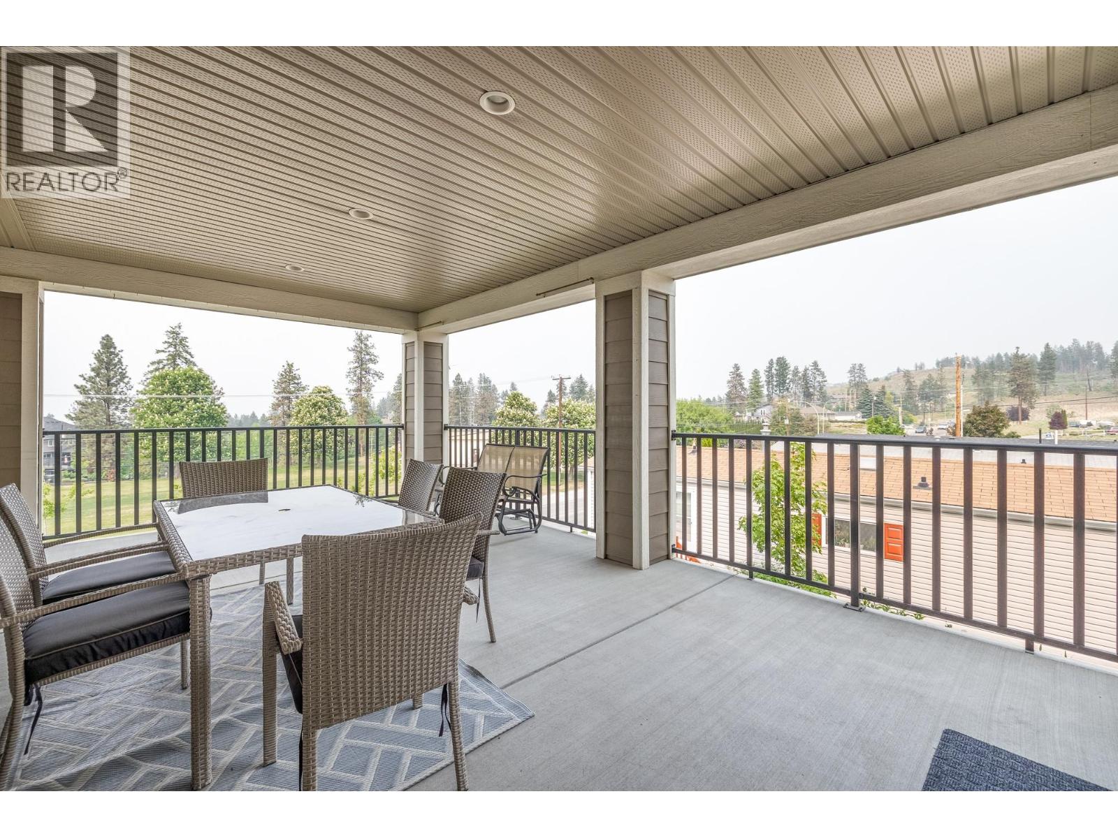 Photo 18 of 374 Trumpeter Court, Kelowna BC