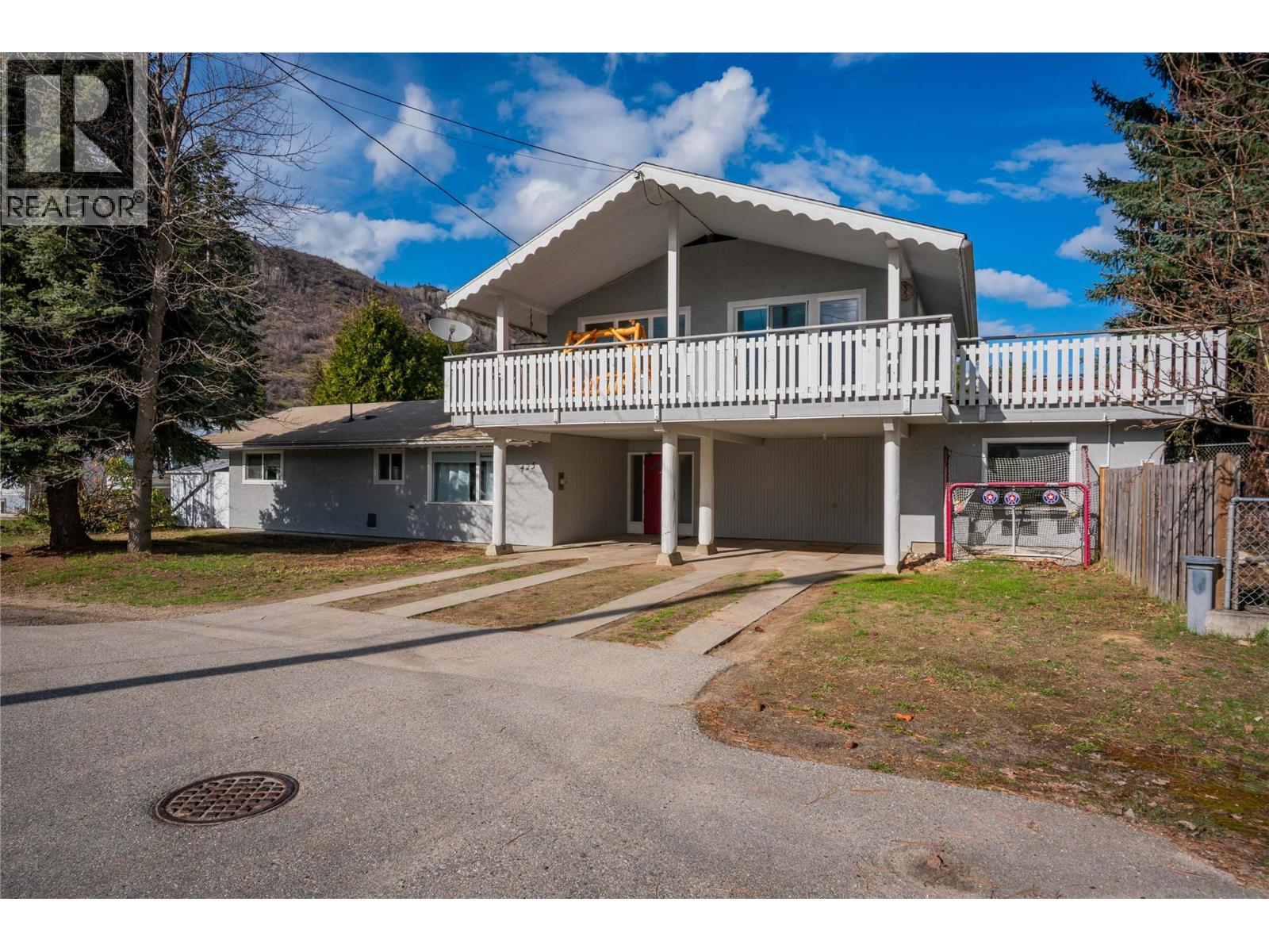 Photo 25 of 425 8th Avenue, Montrose BC