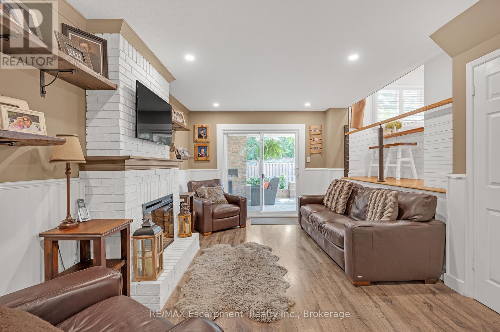 Photo 11 of 2482 Waterford Street, Oakville ON