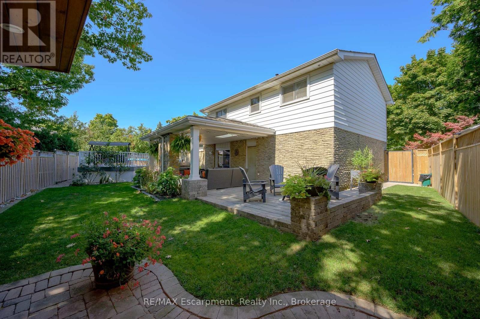 Photo 2 of 2482 Waterford Street, Oakville ON