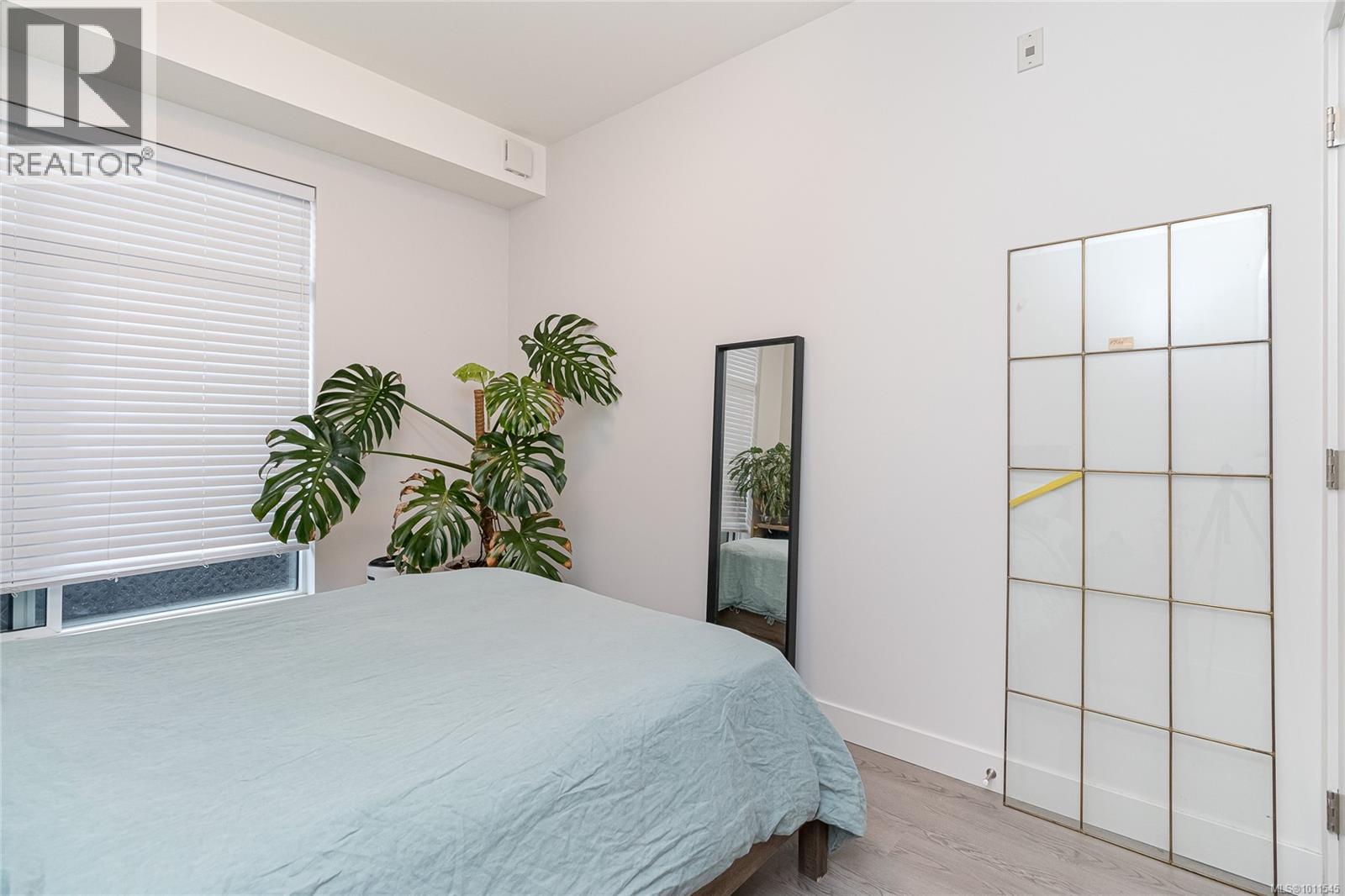Photo 14 of 207 707 Treanor Ave, Langford BC