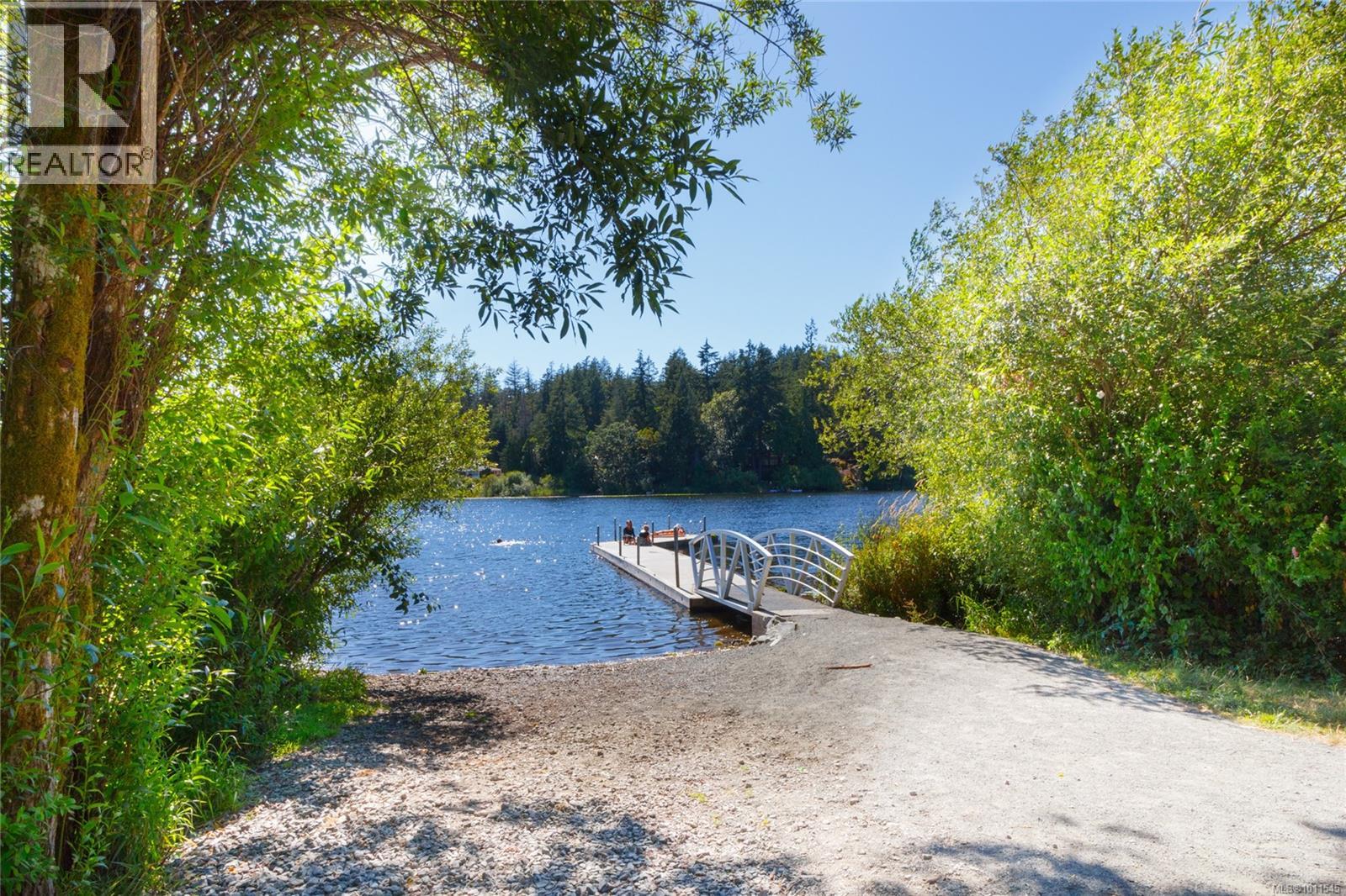 Photo 26 of 207 707 Treanor Ave, Langford BC