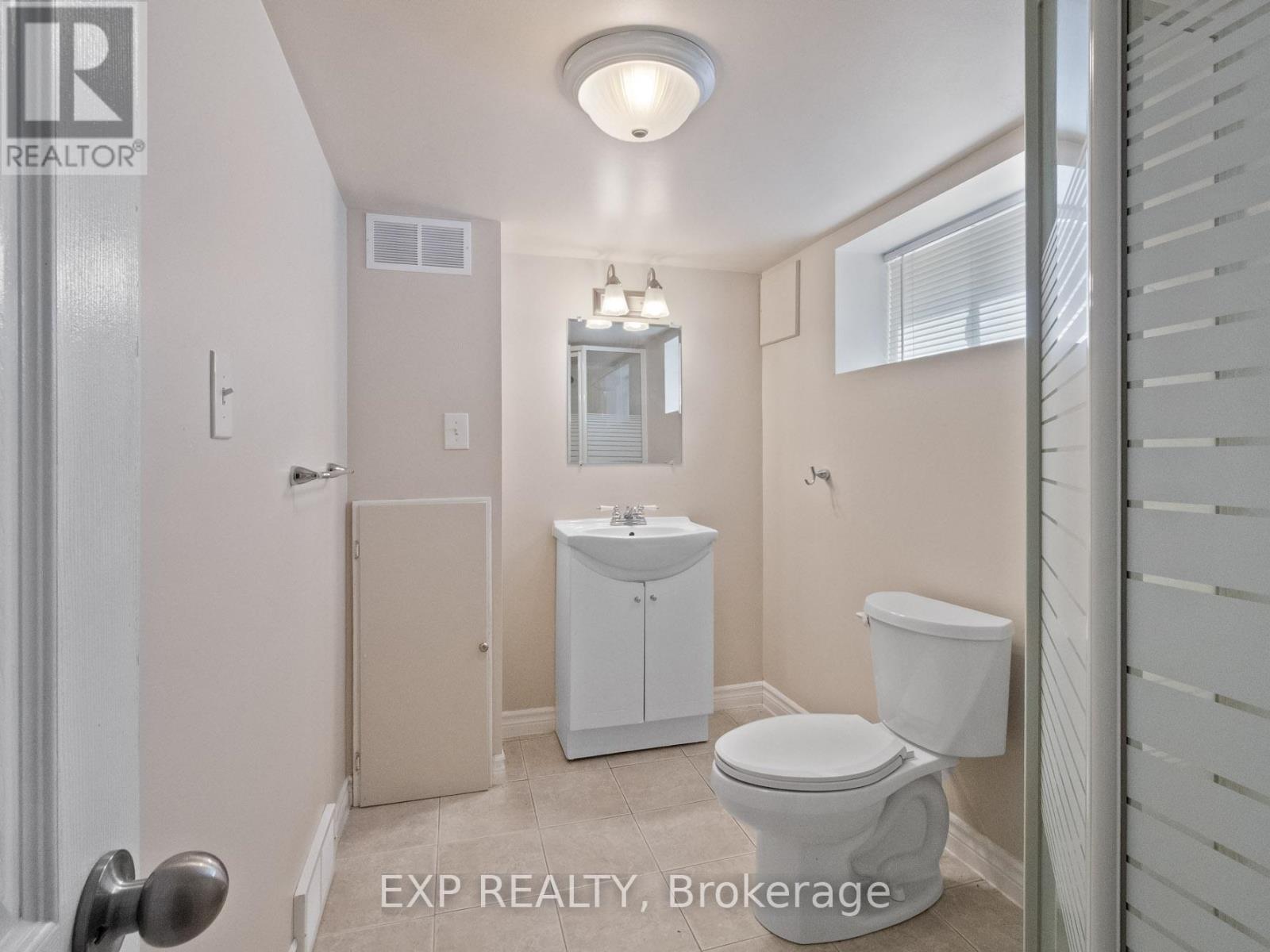 Photo 32 of 5791 Dorchester Road, Niagara Falls ON