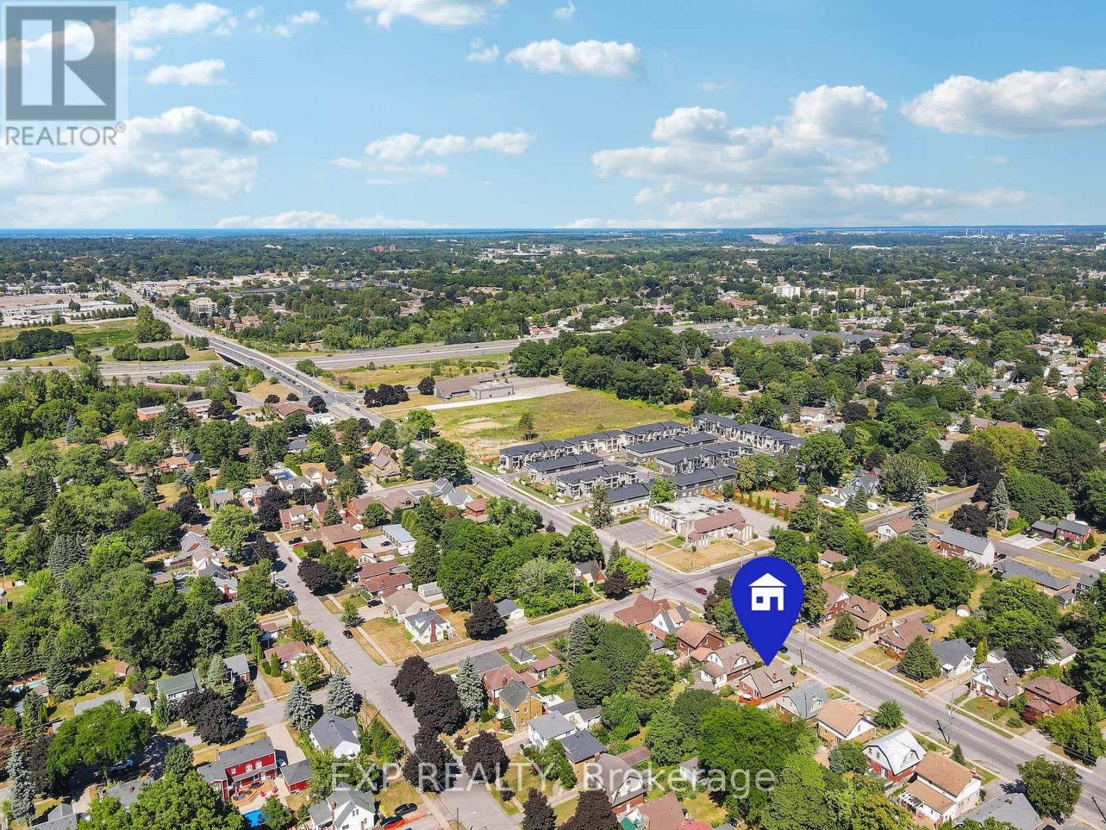 Photo 13 of 5791 Dorchester Road, Niagara Falls ON