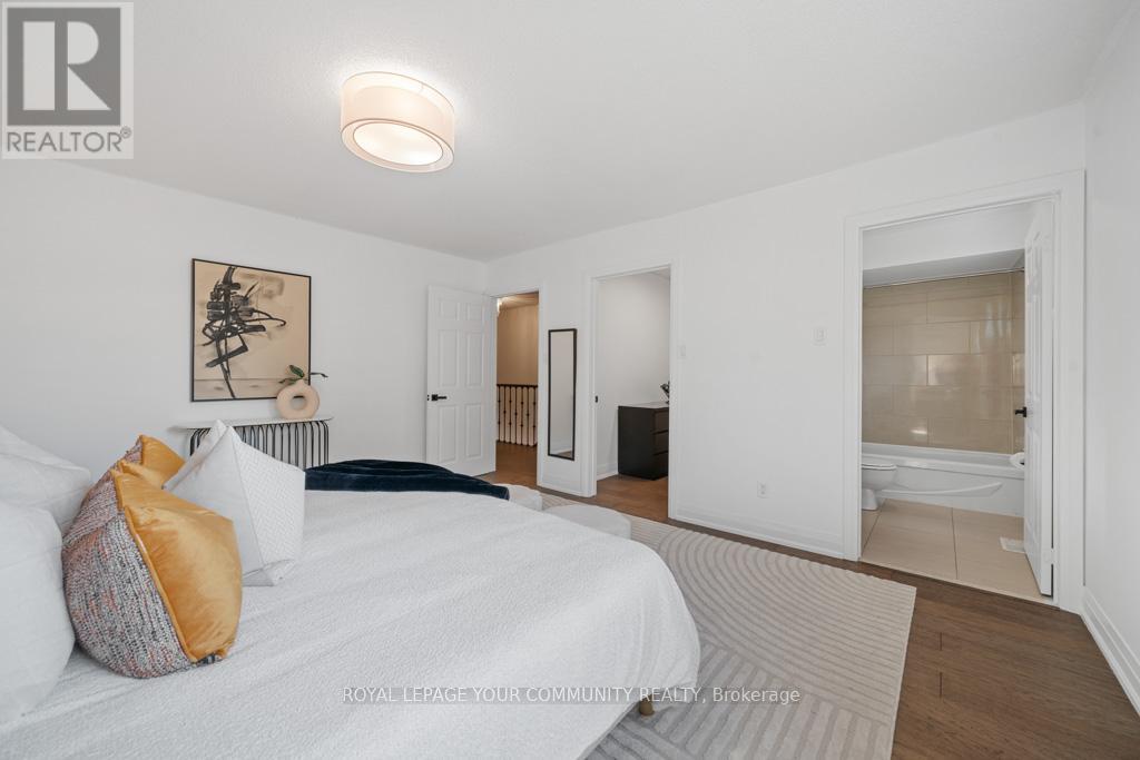 Photo 12 of 65 Westhampton Drive, Vaughan ON