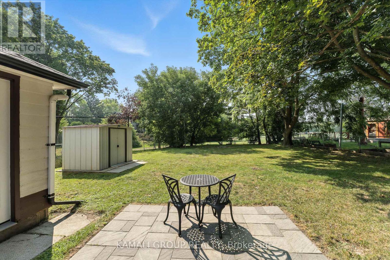 Photo 13 of 162 Queen Street, Newmarket ON