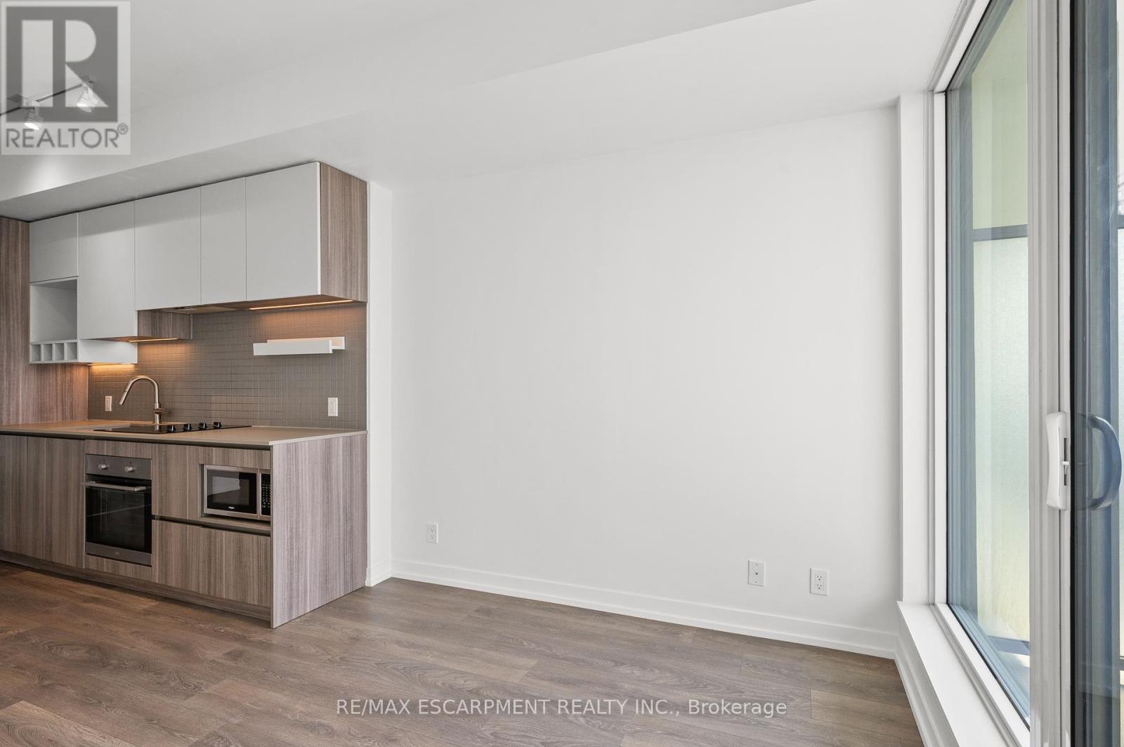 Photo 15 of 2107 898 Portage Parkway, Vaughan ON