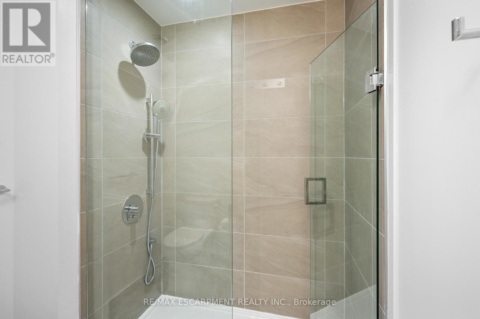 Photo 28 of 2107 898 Portage Parkway, Vaughan ON