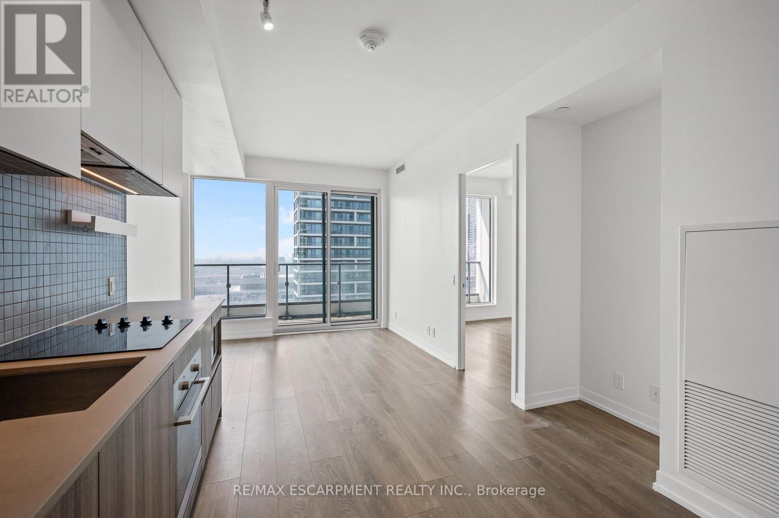 Photo 14 of 2107 898 Portage Parkway, Vaughan ON