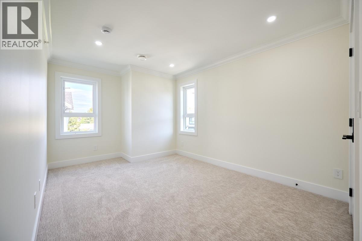 Photo 14 of 25 1115 Roma Avenue, New Westminster BC