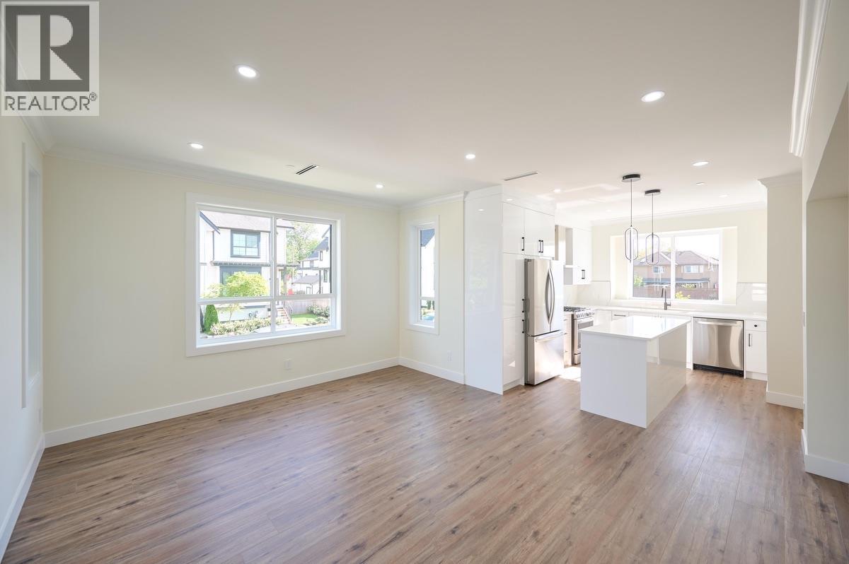 Photo 21 of 25 1115 Roma Avenue, New Westminster BC