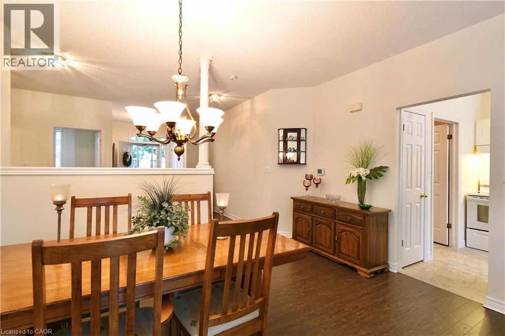 Photo 23 of 91 Twentyplace Boulevard, Hamilton ON