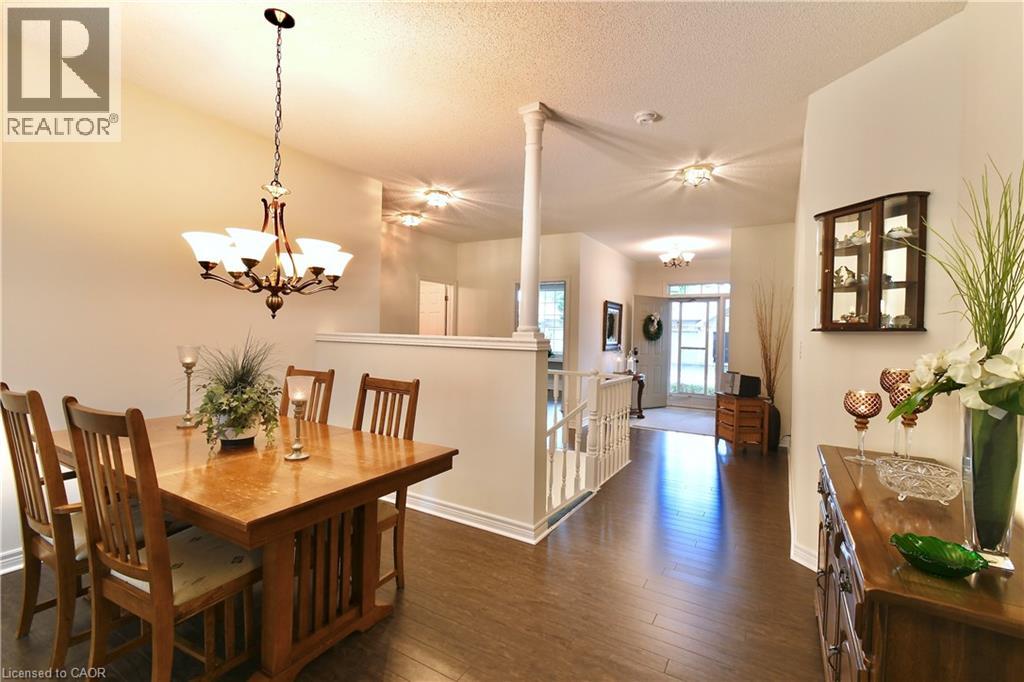Photo 45 of 91 Twentyplace Boulevard, Hamilton ON