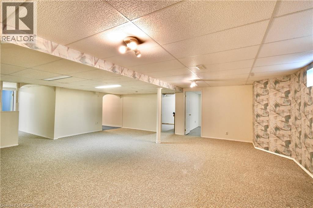 Photo 26 of 91 Twentyplace Boulevard, Hamilton ON