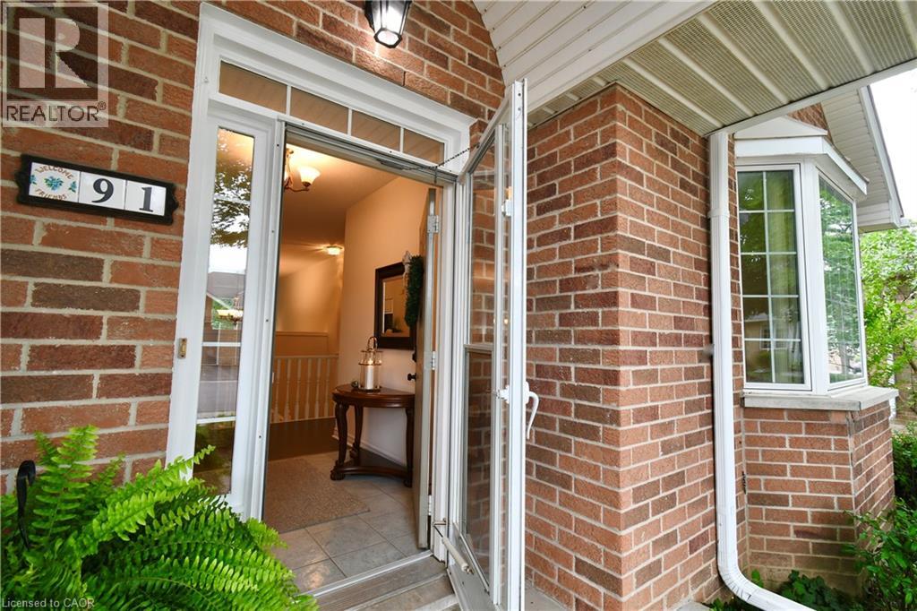 Photo 33 of 91 Twentyplace Boulevard, Hamilton ON