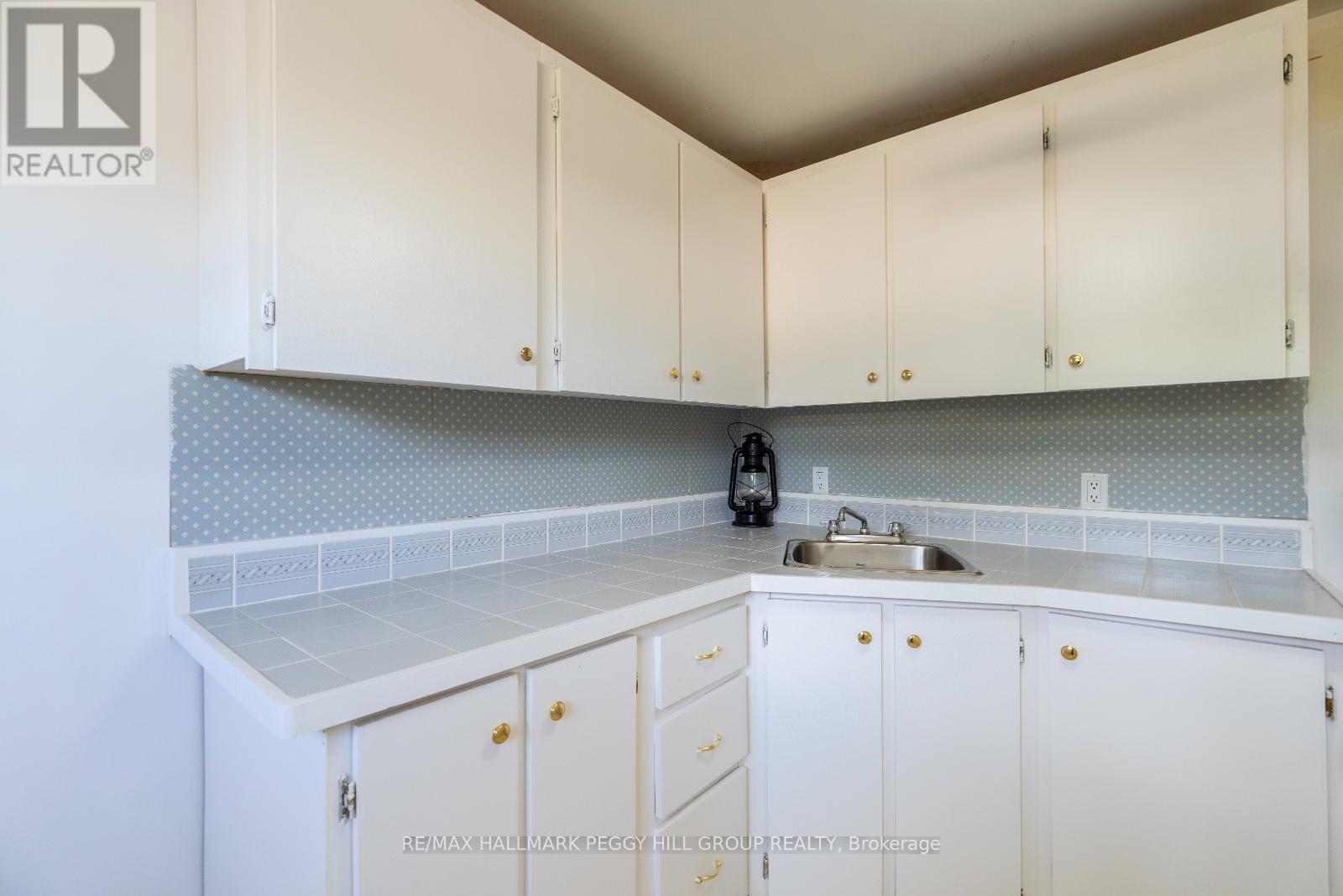 Photo 15 of 64 Telfer Road, Collingwood ON