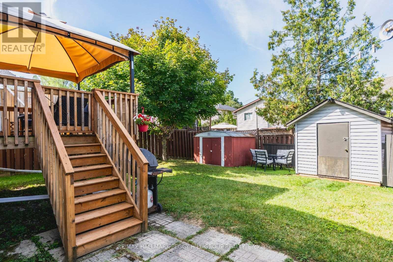 Photo 17 of 64 Telfer Road, Collingwood ON