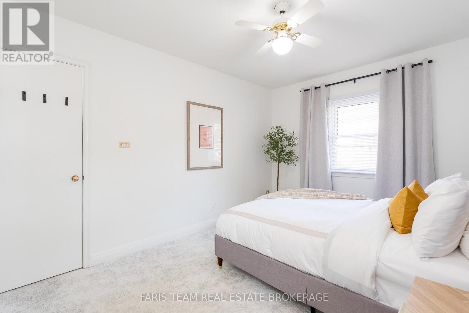 Photo 13 of 37 Lount Street, Barrie ON