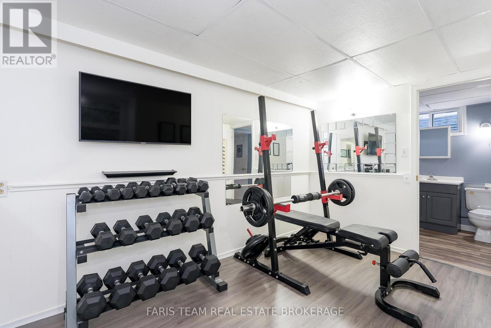 Photo 19 of 37 Lount Street, Barrie ON