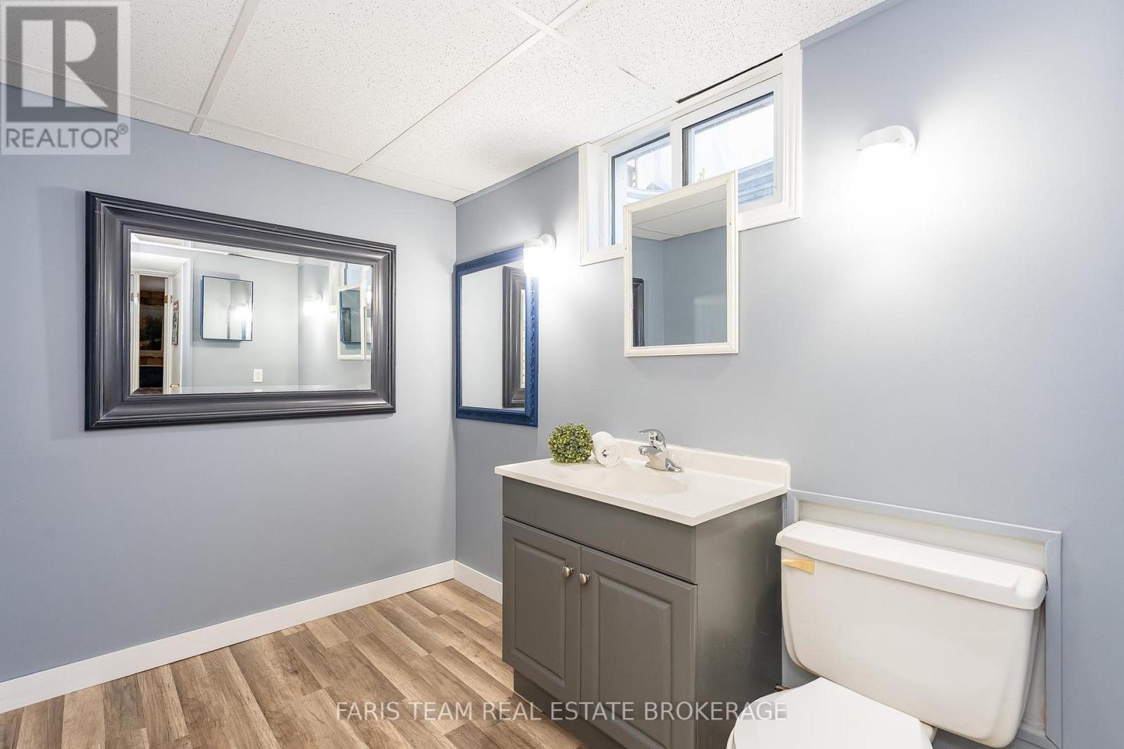 Photo 20 of 37 Lount Street, Barrie ON