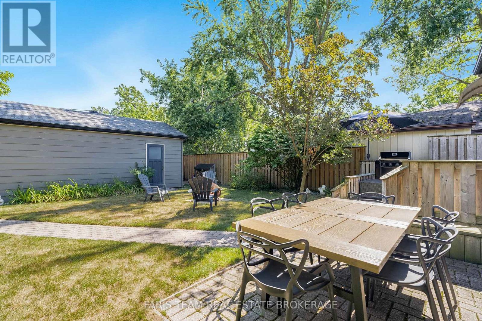 Photo 23 of 37 Lount Street, Barrie ON