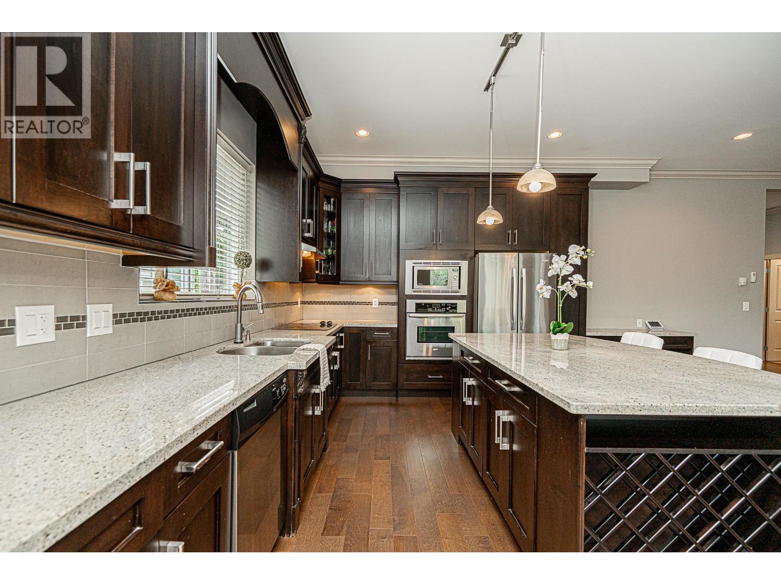 Photo 7 of 3387 Gislason Avenue, Coquitlam BC