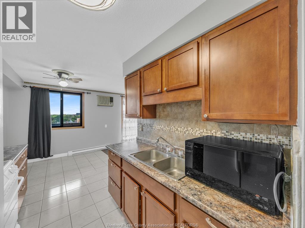 Photo 4 of 150 Park Street West Unit 913, Windsor ON