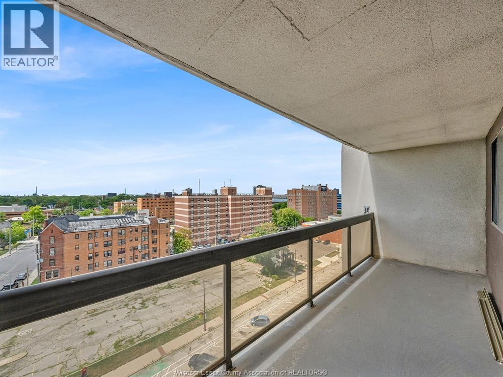 Photo 30 of 150 Park Street West Unit 913, Windsor ON