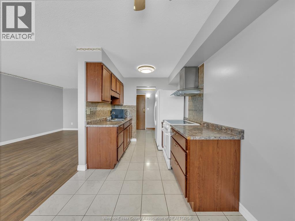 Photo 14 of 150 Park Street West Unit 913, Windsor ON