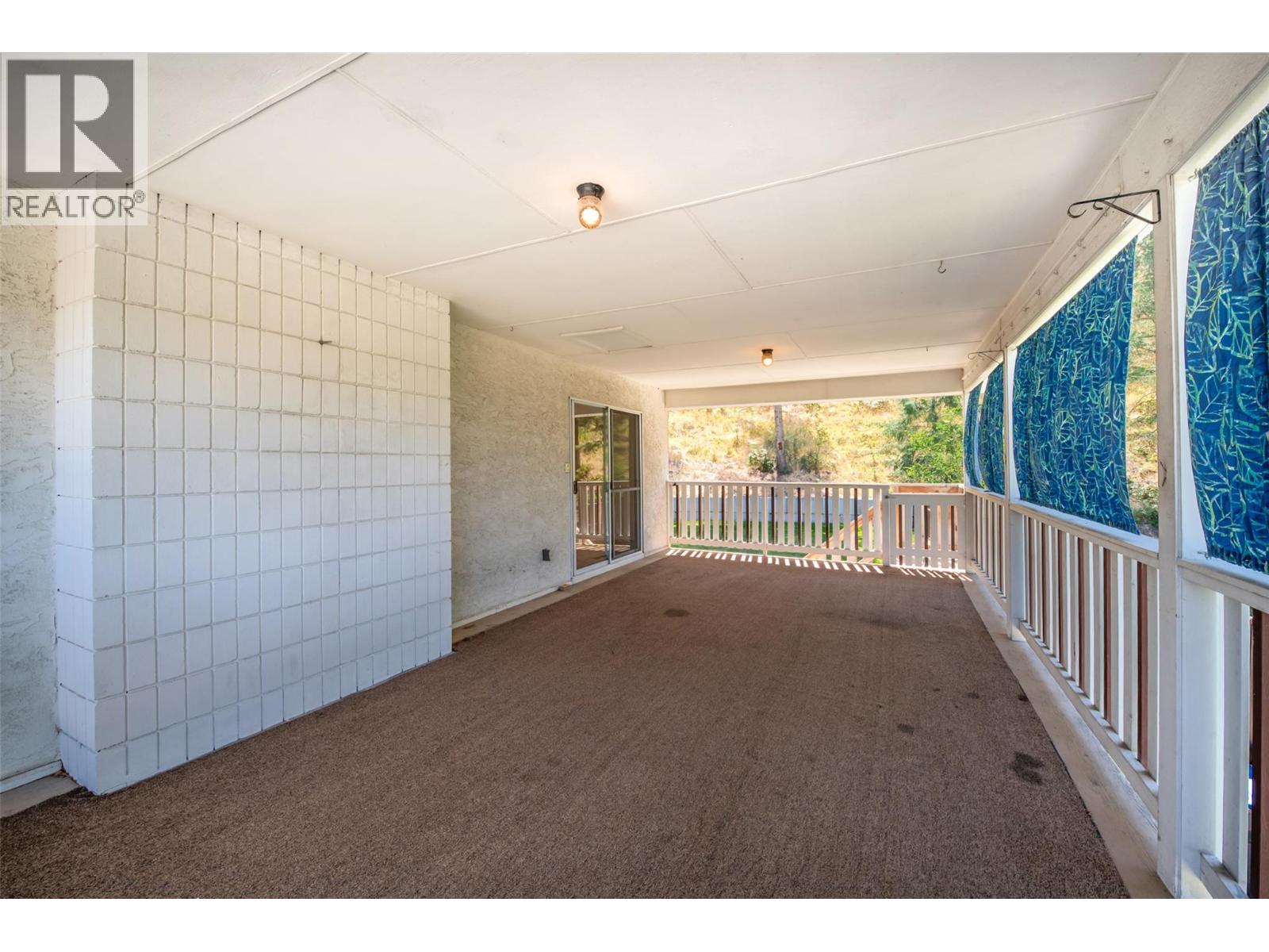  827 Paret Road, Kelowna