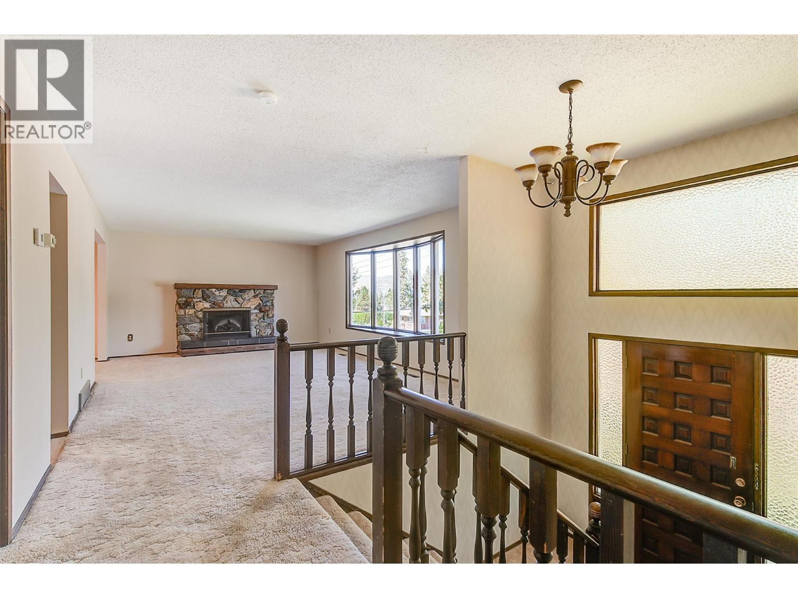  827 Paret Road, Kelowna