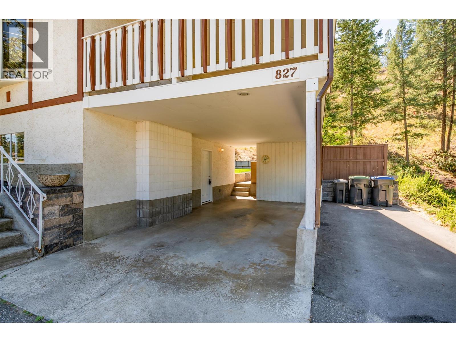  827 Paret Road, Kelowna