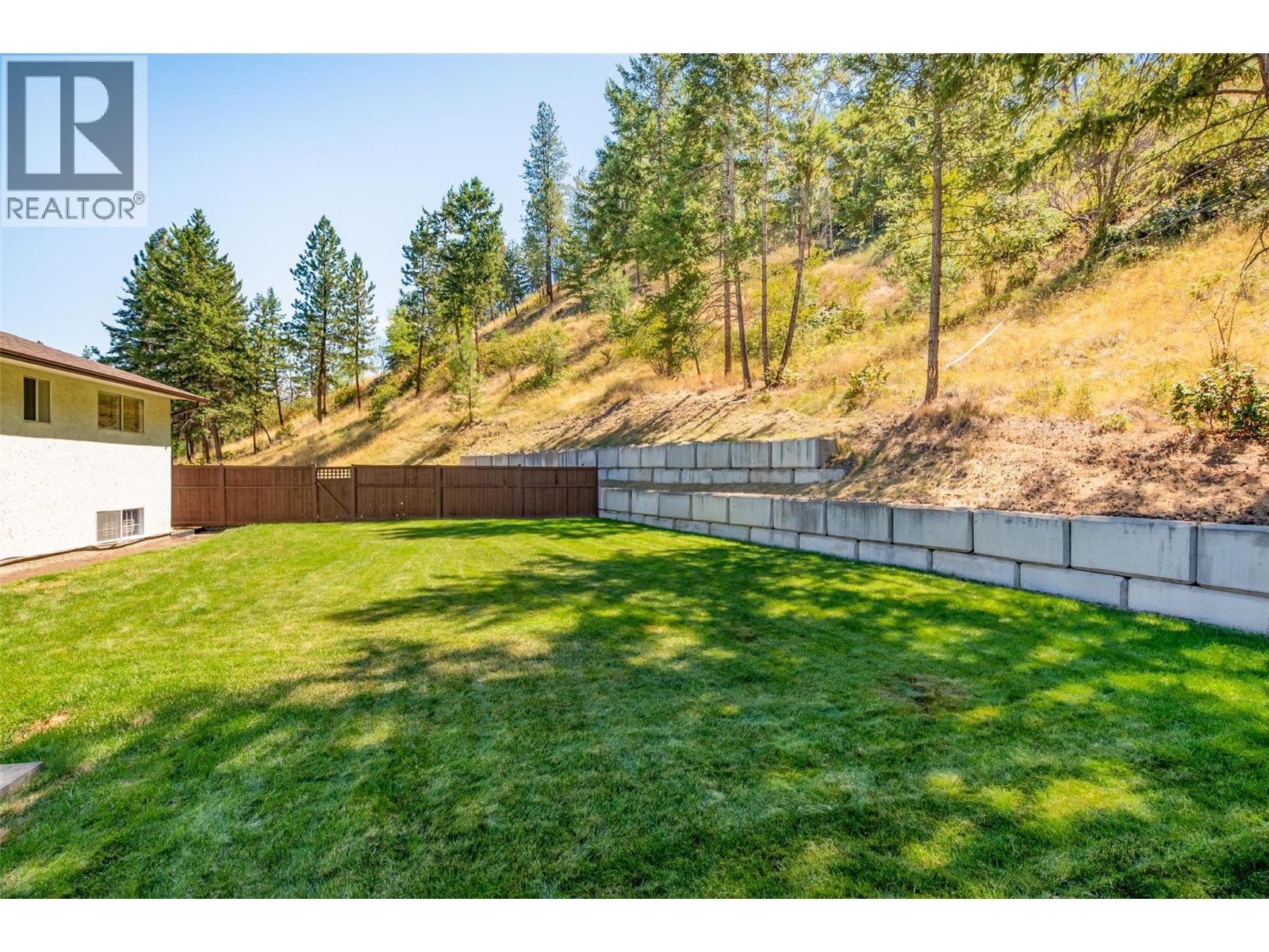 827 Paret Road, Kelowna