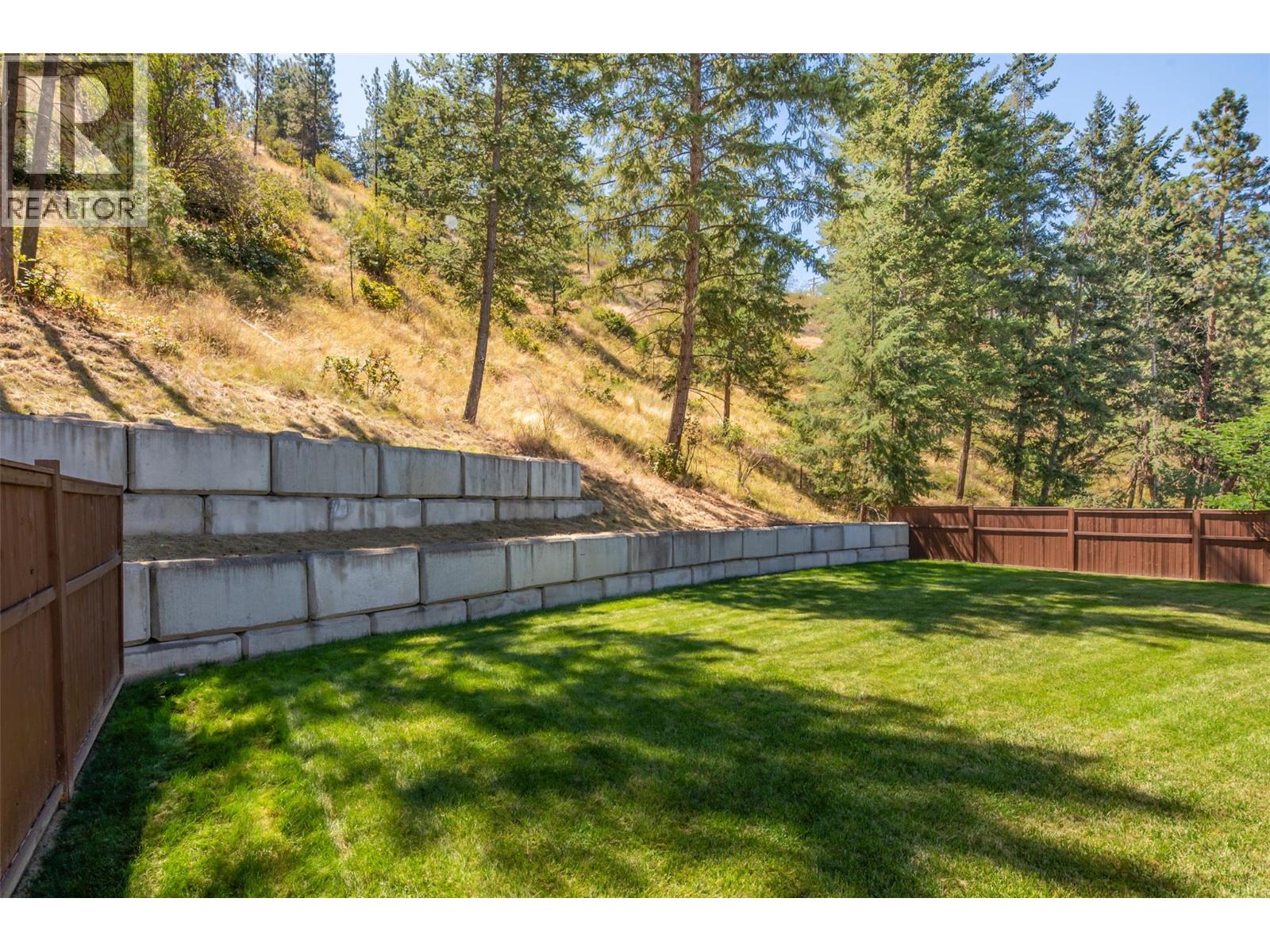  827 Paret Road, Kelowna