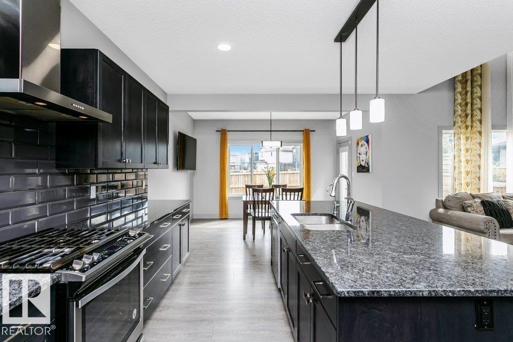 Photo 30 of 2257 57 St Sw, Edmonton AB