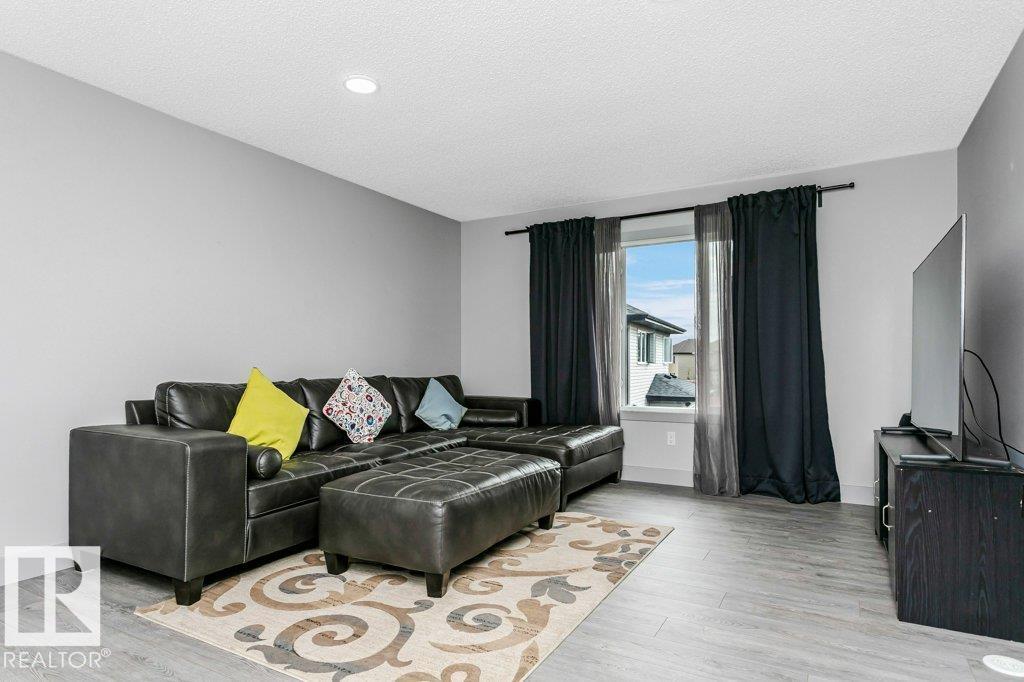 Photo 39 of 2257 57 St Sw, Edmonton AB