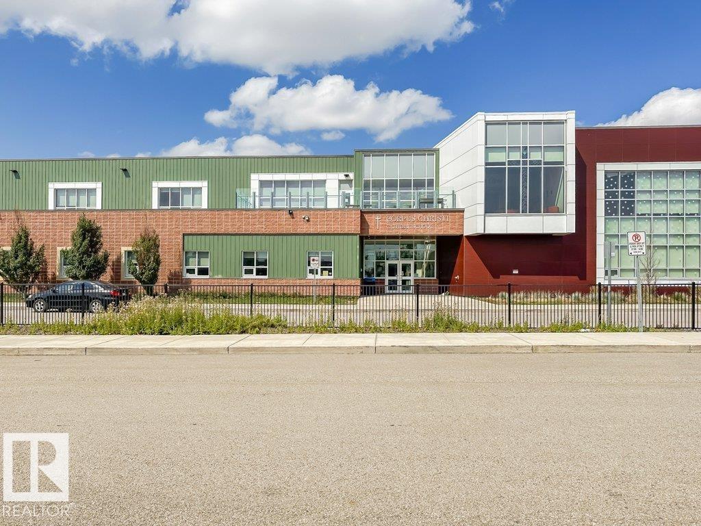 Photo 35 of 2257 57 St Sw, Edmonton AB