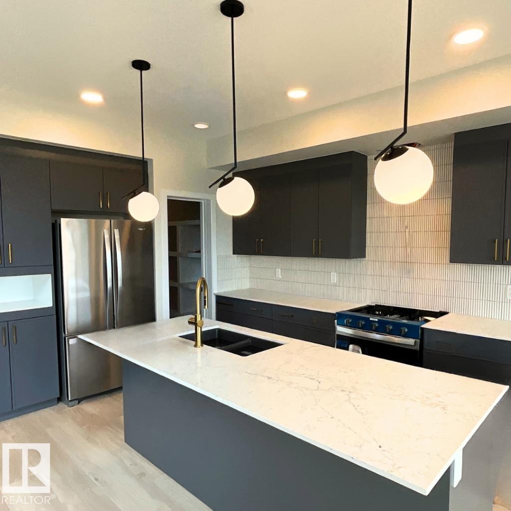 Photo 12 of 2319 159 St Sw, Edmonton AB