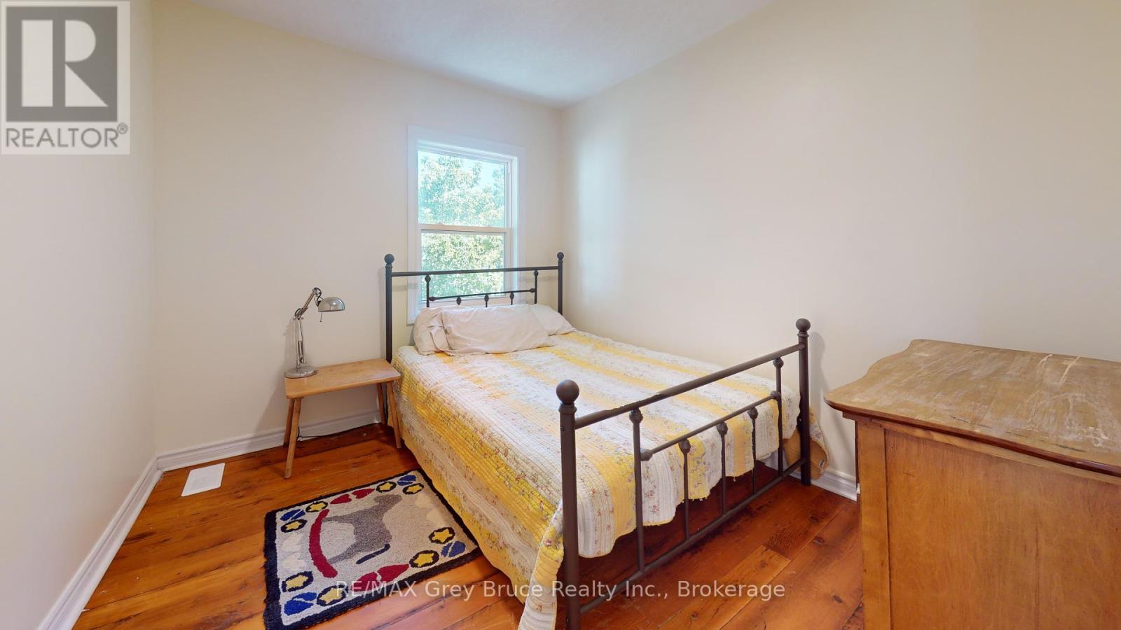 Photo 22 of 937 4th Avenue E, Owen Sound ON