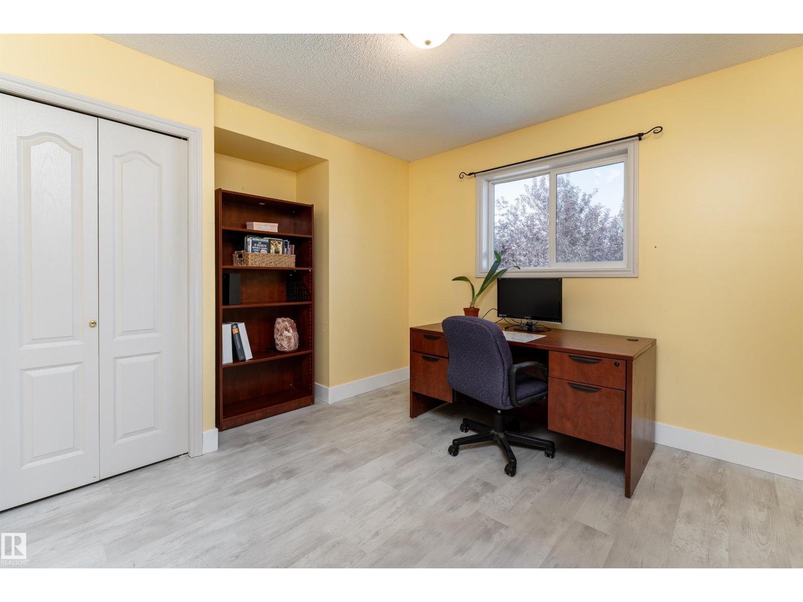 Photo 21 of 16108 130 St Nw, Edmonton AB