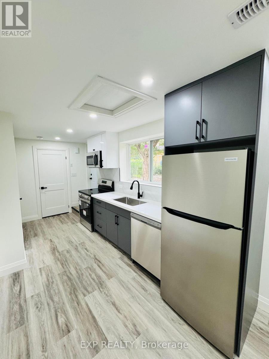 Photo 4 of 4 6 Craig Drive, Kitchener ON