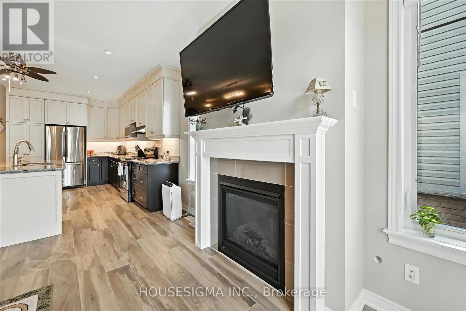 Photo 16 of 104 Anastasia Boulevard, West Lincoln ON