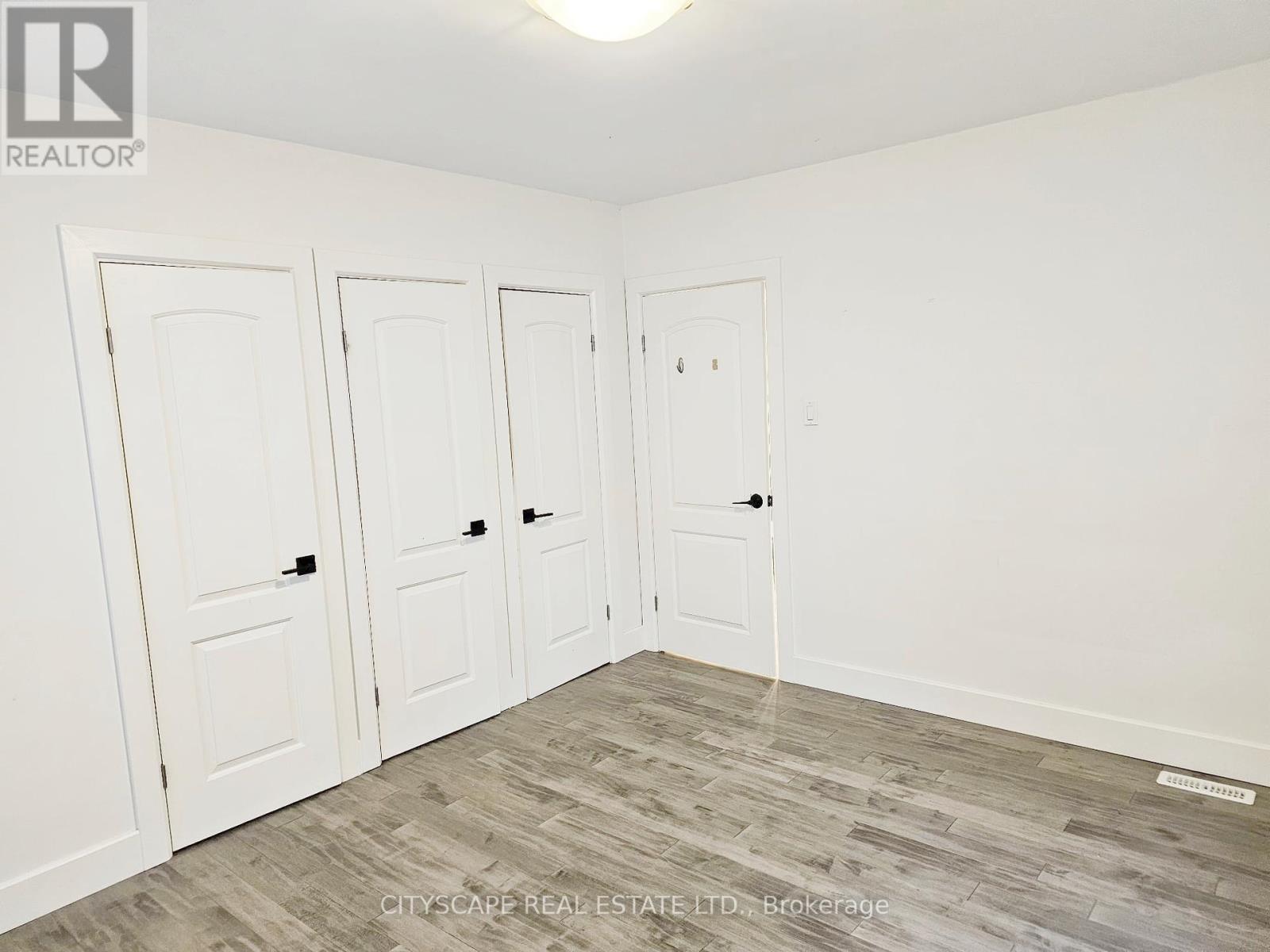 Photo 31 of 891 Riverside Drive, London North ON