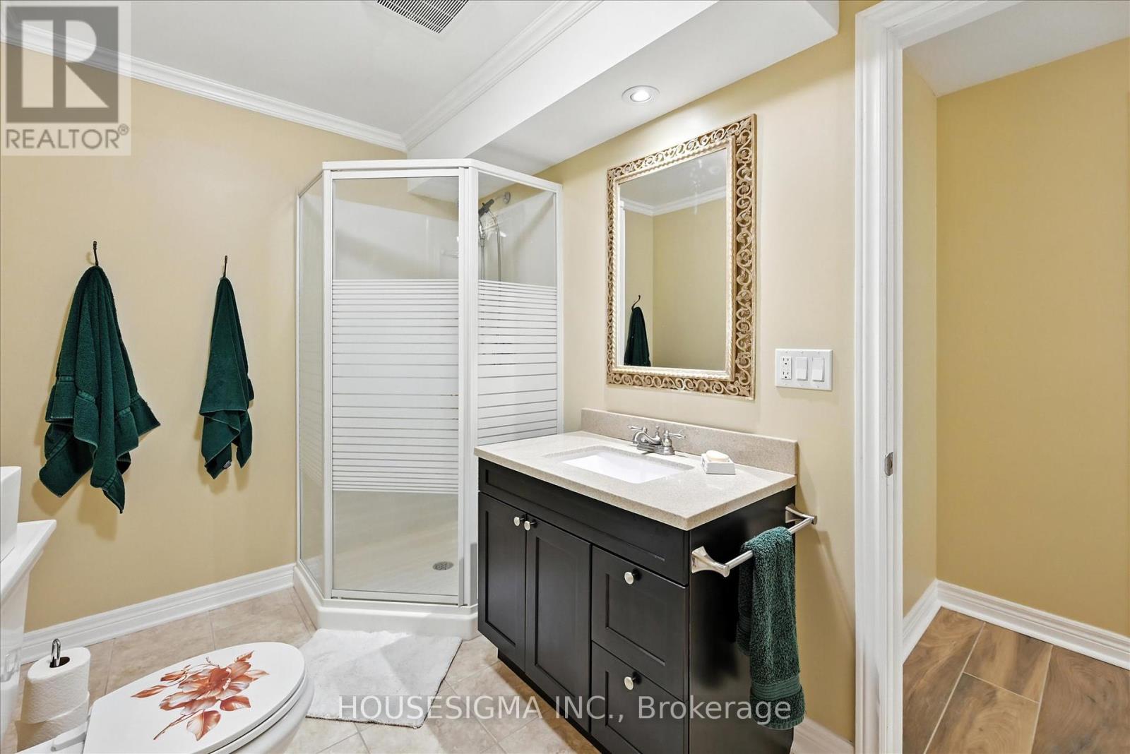 Photo 26 of 104 Anastasia Boulevard, West Lincoln ON