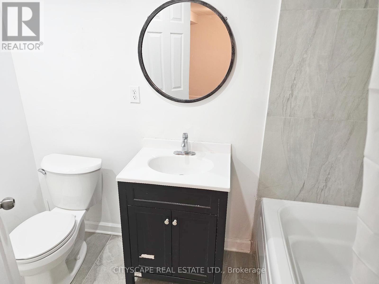 Photo 11 of 891 Riverside Drive, London North ON