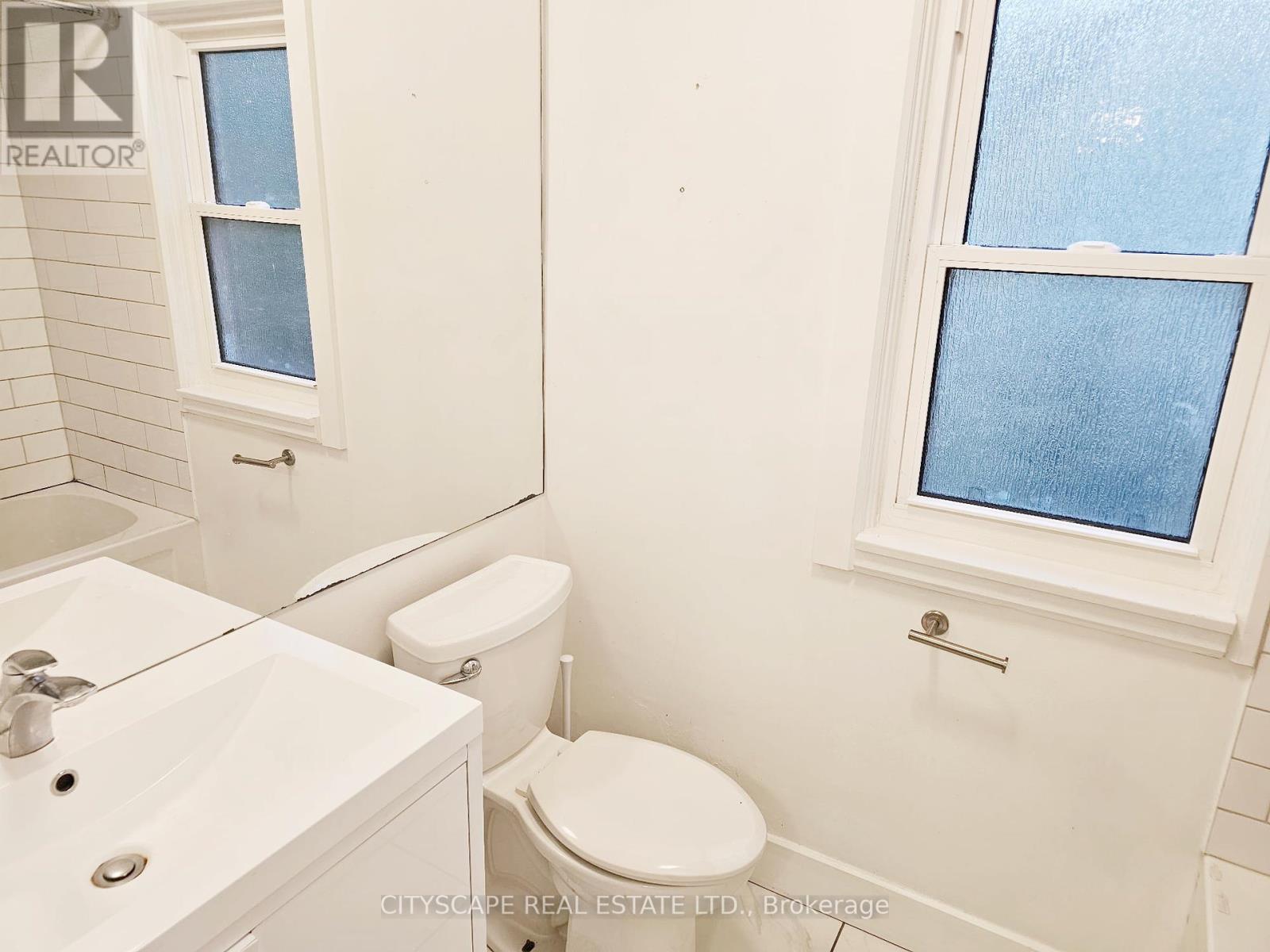 Photo 17 of 891 Riverside Drive, London North ON