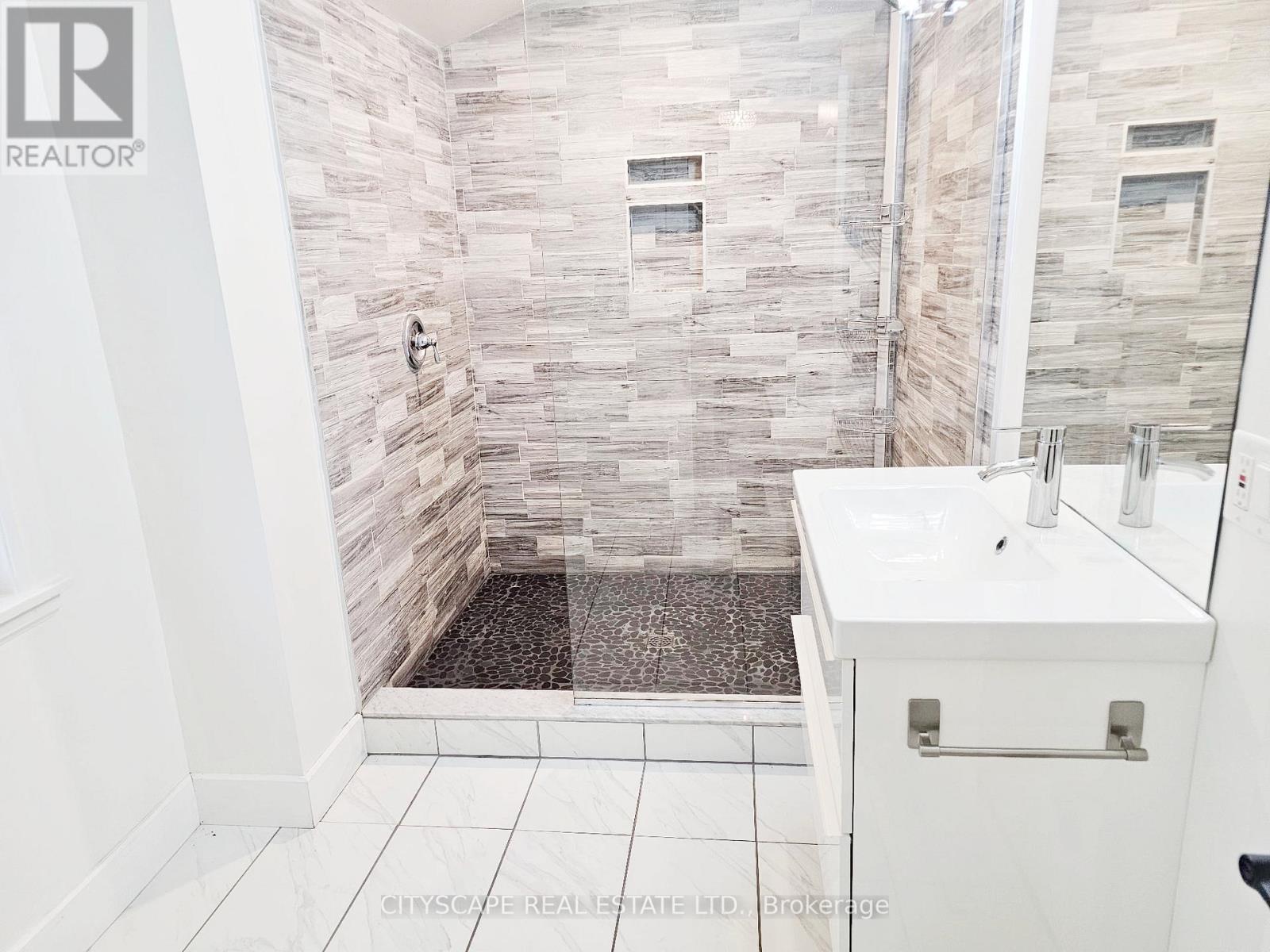 Photo 42 of 891 Riverside Drive, London North ON