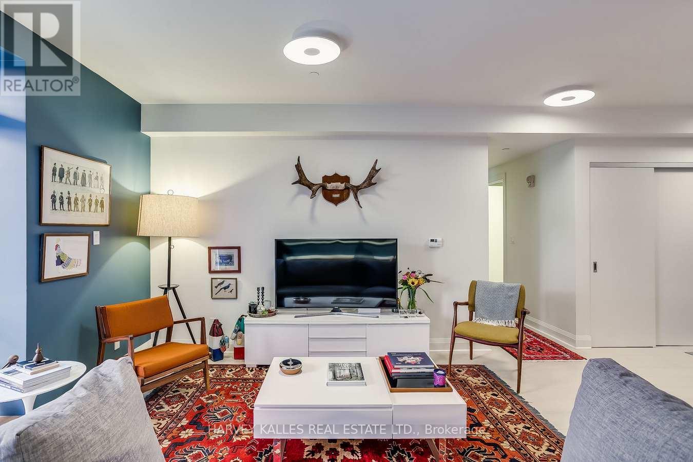 Photo 8 of C 105 243 Perth Avenue, Toronto ON